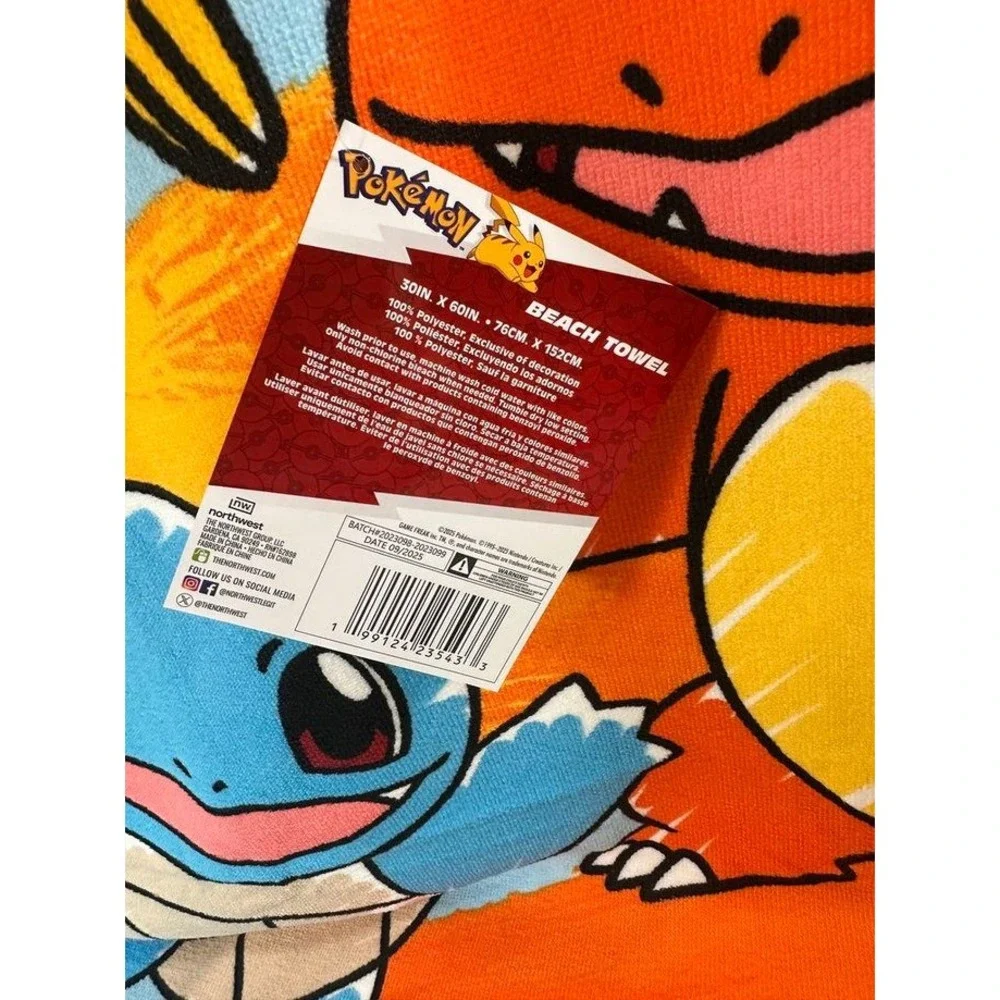 Pokemon Beach Towel 30x60 Pikachu Charmander Squirtle Bulbasaur NWT